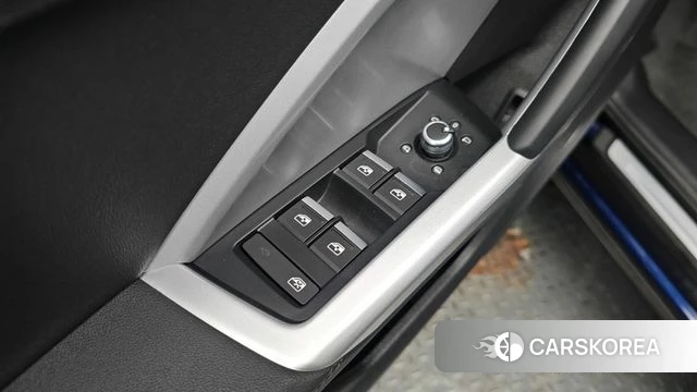 Audi Q3 (F3) id 4548618 из Кореи 21