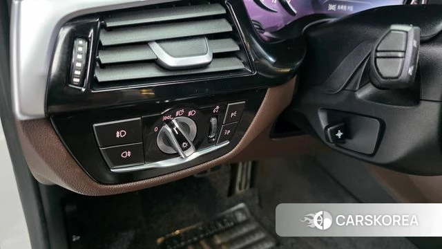 BMW 5 Series (G30) id 4385025 из Кореи 21