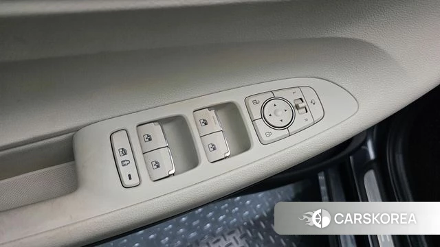 Hyundai The New Grandeur IG Hybrid id 4428998 из Кореи 21