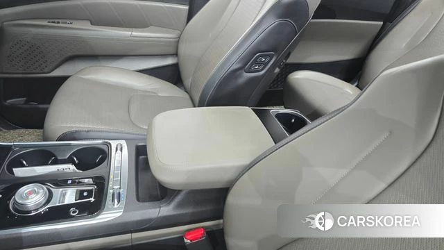 Kia The New Carnival 4th Generation id 4686952 из Кореи 21