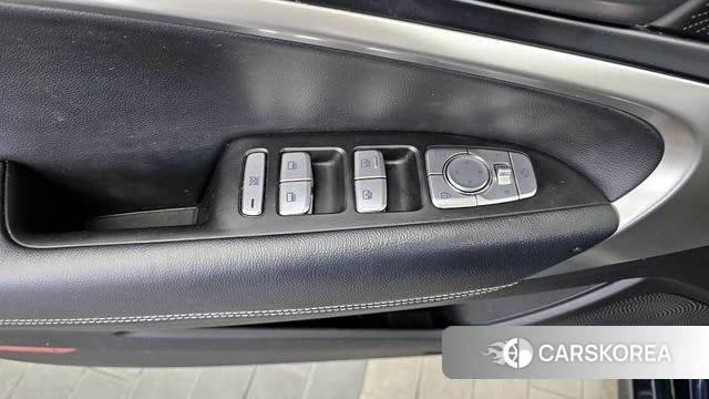 Genesis G70 id 4356585 из Кореи 21