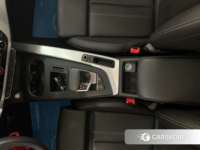 Audi A4L id 4314210 из Китая 21