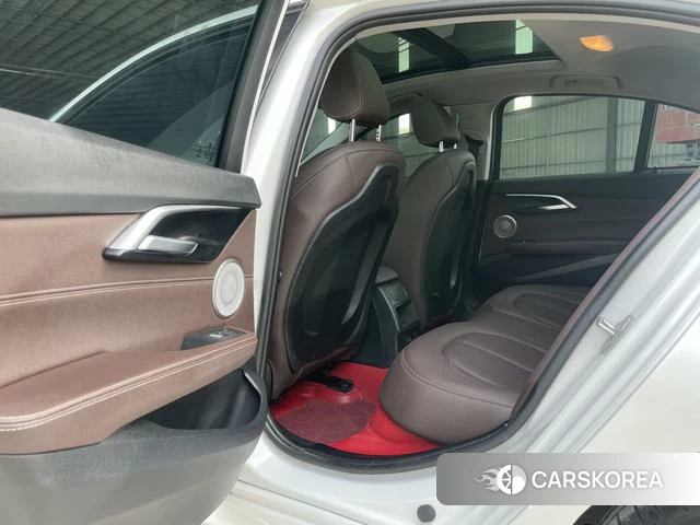 BMW 1 series id 4313932 из Китая 21