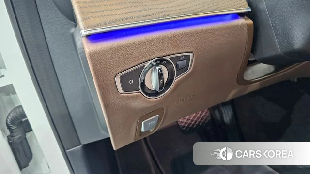 Mercedes-Benz E-Class W213 id 4793758 из Кореи 21