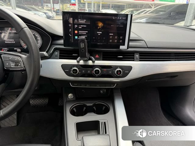 Audi A4L id 4235003 из Китая 21