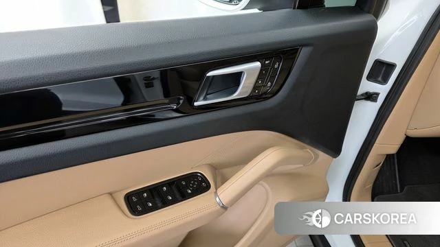 Porsche Cayenne (PO536) id 4384096 из Кореи 21