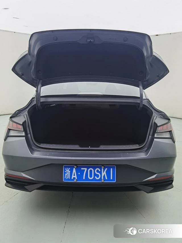Hyundai Elantra id 4313743 из Китая 21