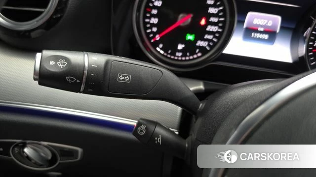 Mercedes-Benz E-Class W213 id 4785472 из Кореи 21