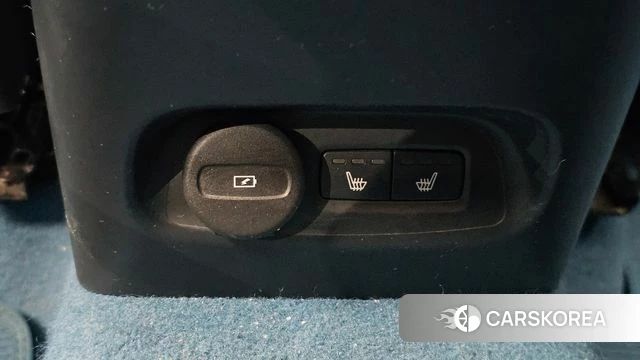 Volvo C40 Richards id 4745401 из Кореи 21