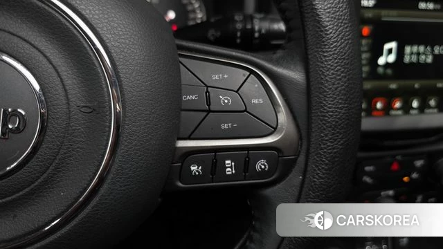 Jeep Renegade id 4586906 из Кореи 21