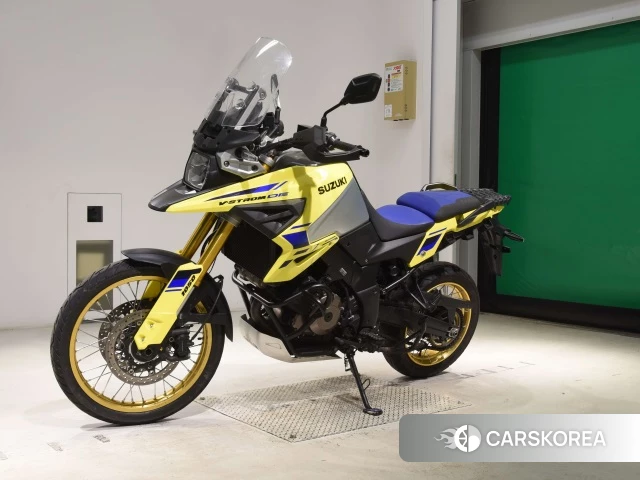 Проданный Suzuki V-STROM 1050DE 2023 из Японии, фото 2