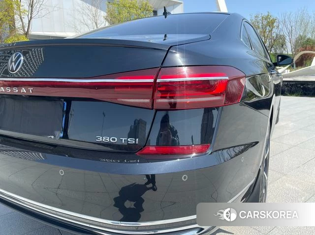 Volkswagen Passat id 4263831 из Китая 21