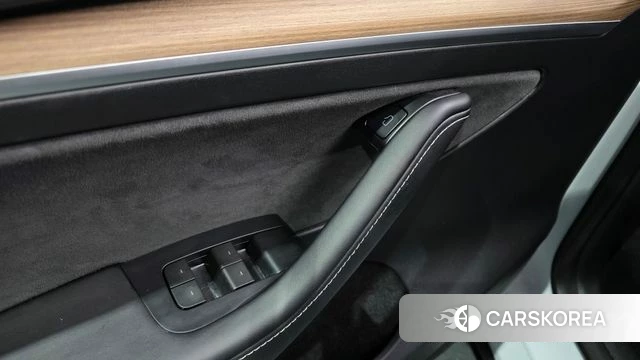 Tesla Model Y id 4388393 из Кореи 21