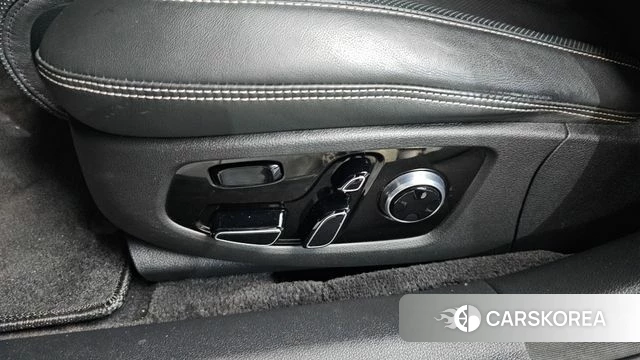 Genesis G90 id 4780599 из Кореи 21