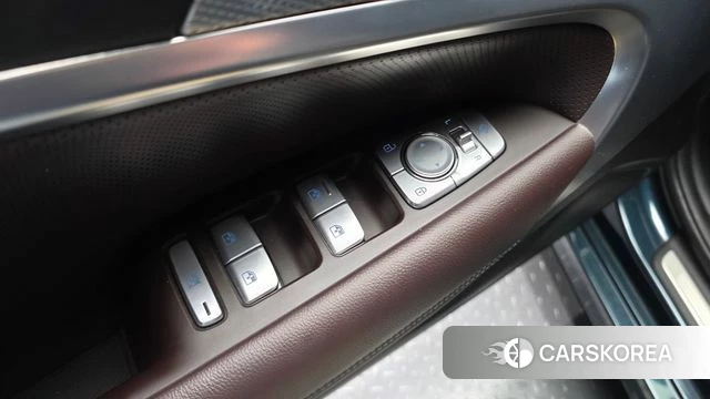 Genesis The New G70 id 4906281 из Кореи 21