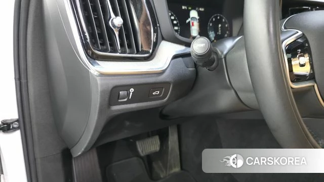 Volvo V60 Cross-Country 2nd Generation id 4684069 из Кореи 21