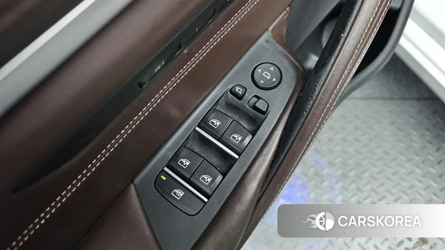 BMW 5 Series (G30) id 4311032 из Кореи 21