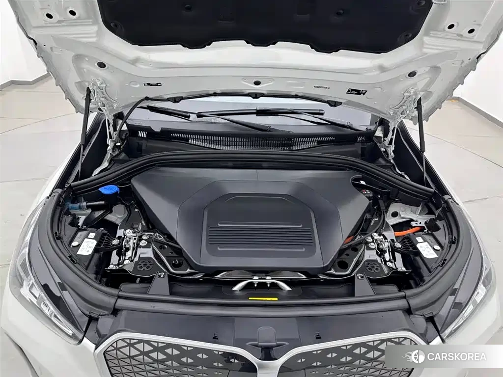 BMW iX1 id 4570517 из Китая 21