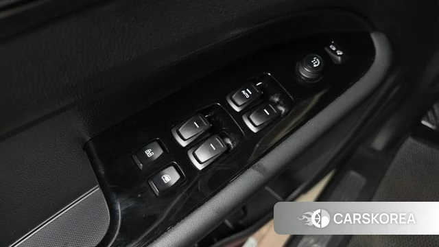 Ssangyong The New Rexton Sports Cannes id 4243150 из Кореи 21