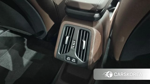 BMW X1 (U11) id 4539877 из Кореи 21