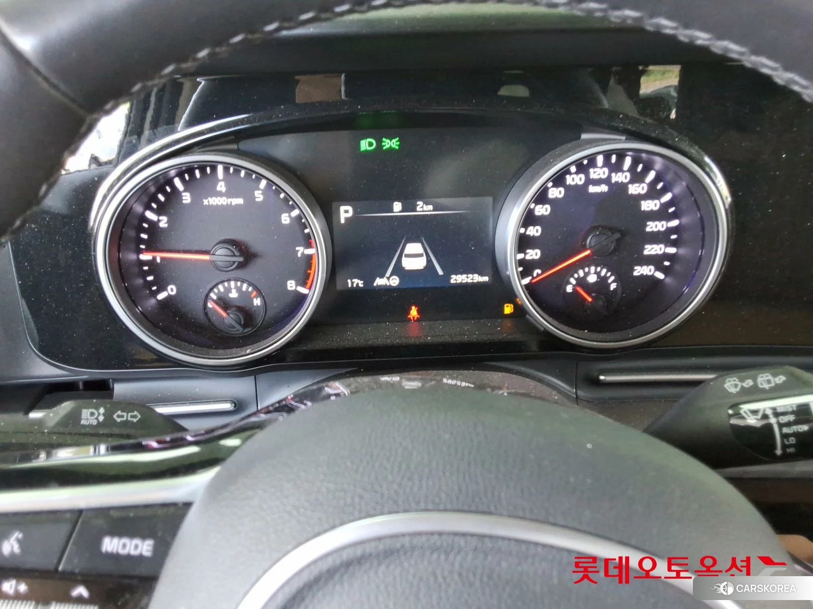 Kia Carnival id 4289627 из Кореи 21