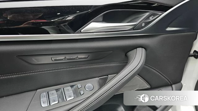 BMW 5 Series (G30) id 4726500 из Кореи 21