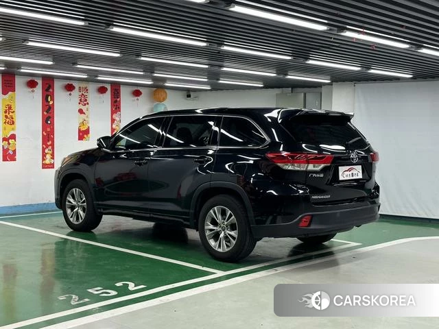 Toyota Highlander id 4259606 из Китая 21