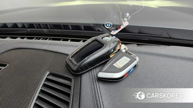 BMW 5 Series (G30) id 4530524 из Кореи 21