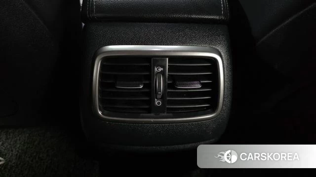 Kia The New Sorento id 4557869 из Кореи 21