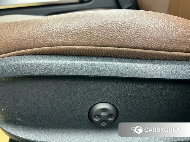 Mercedes-Benz GLB id 4264992 из Китая 21