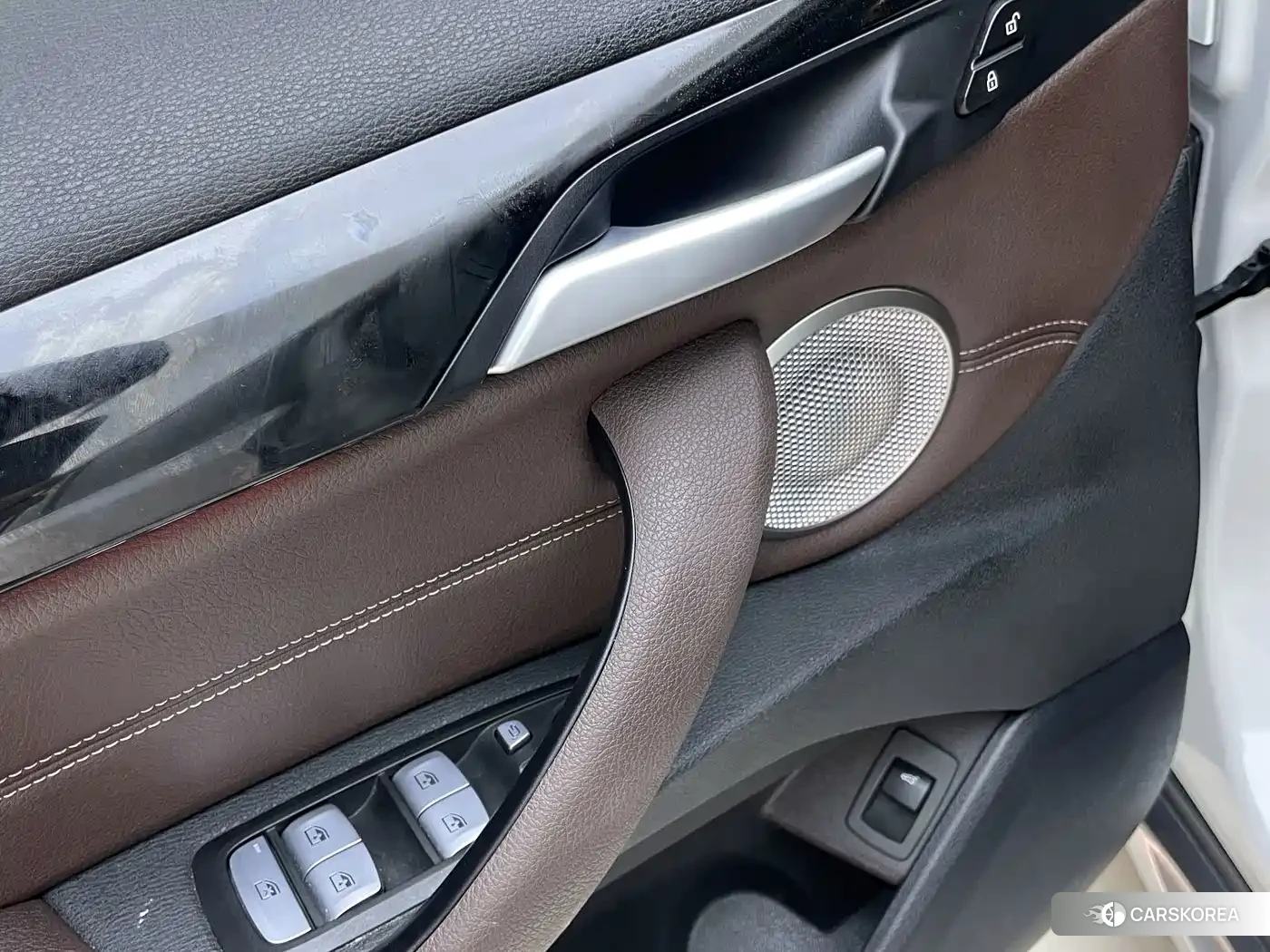 BMW X1 id 4679679 из Китая 21