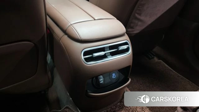 Genesis G90 (RS4) id 4308952 из Кореи 21