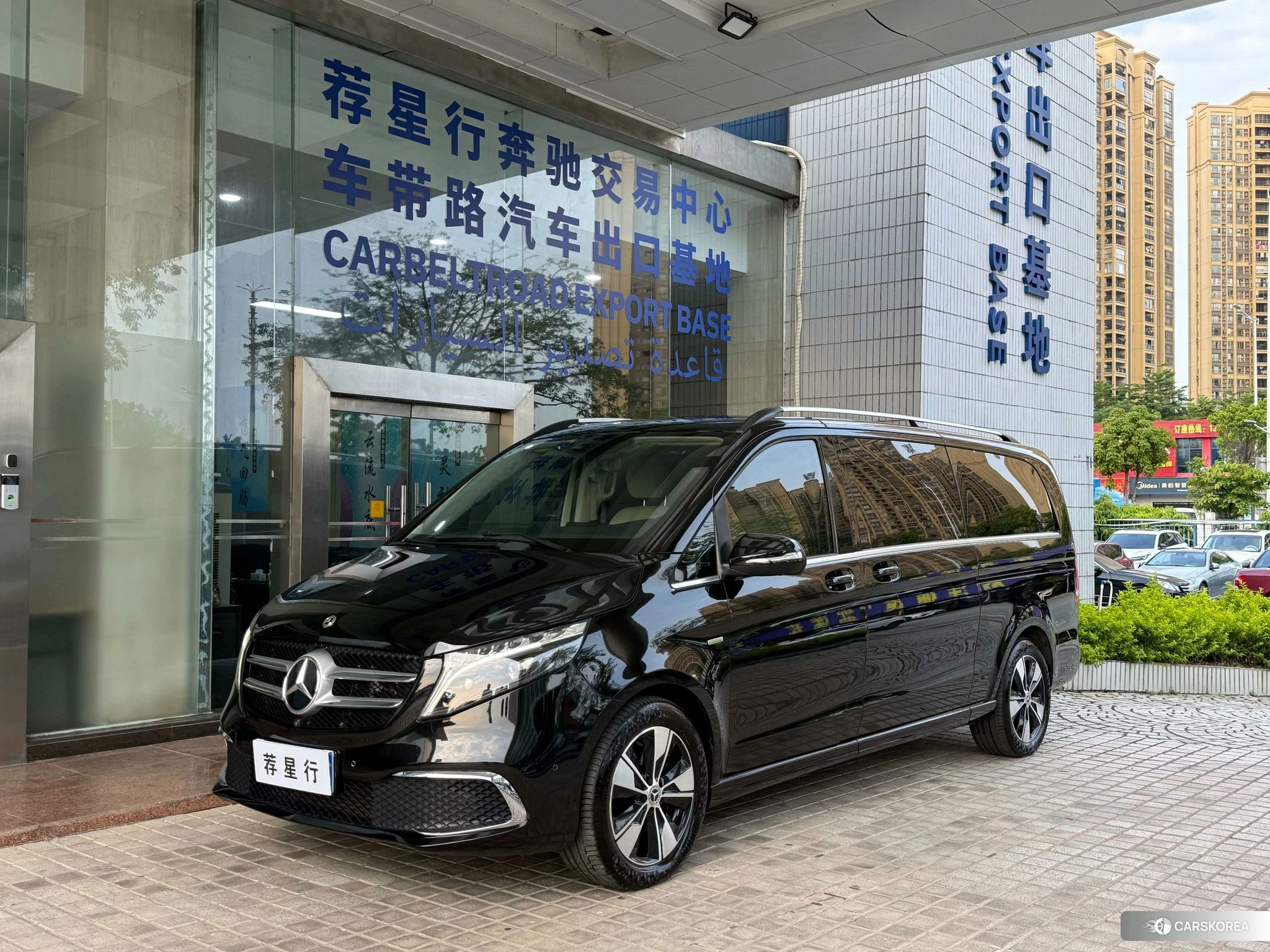 Mercedes-Benz V-class id 4479357 из Китая 21