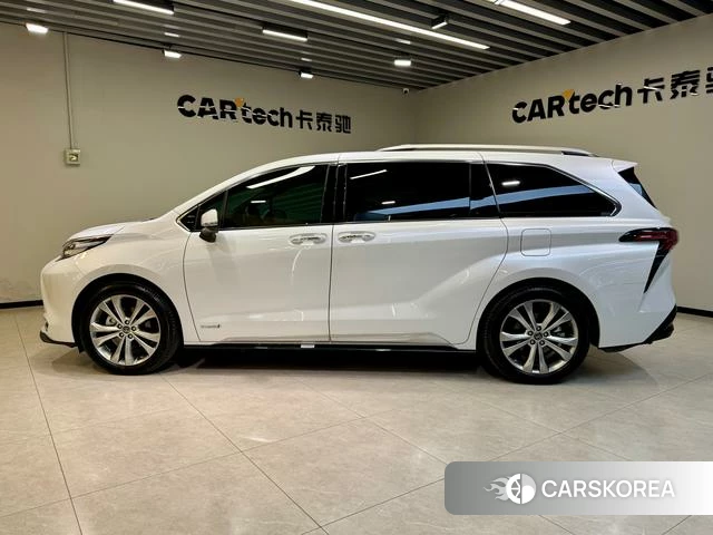 Toyota Saina id 3890614 из Китая 21