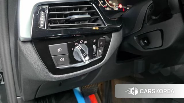 BMW 5 Series (G30) id 4689016 из Кореи 21