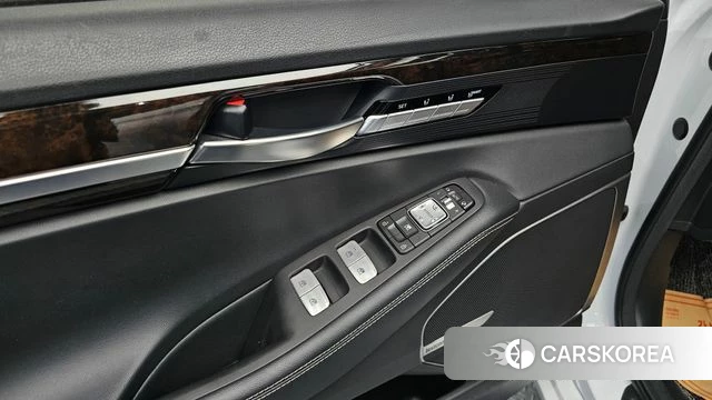 Genesis G90 id 4188236 из Кореи 21