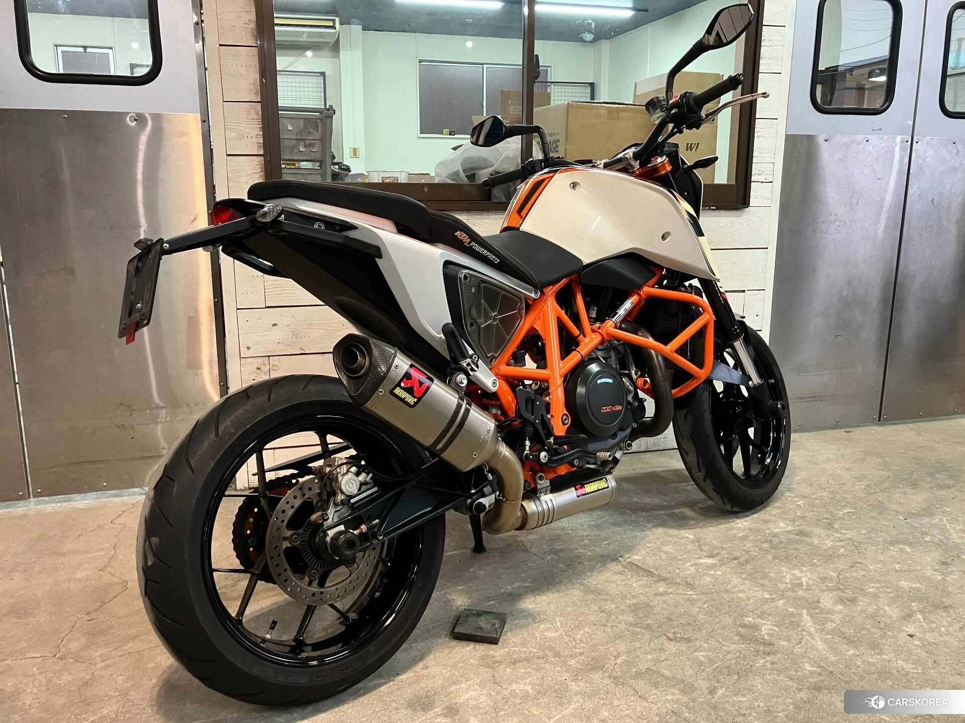 Проданный KTM 690 DUKE R id 4313102 из Японии, фото 21