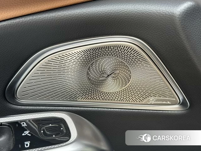 Mercedes-Benz E-class id 4256534 из Китая 21
