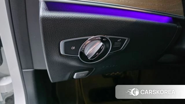 Mercedes-Benz E-Class W213 id 4619807 из Кореи 21