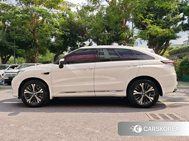 Honda UR-V id 3909076 из Китая 21