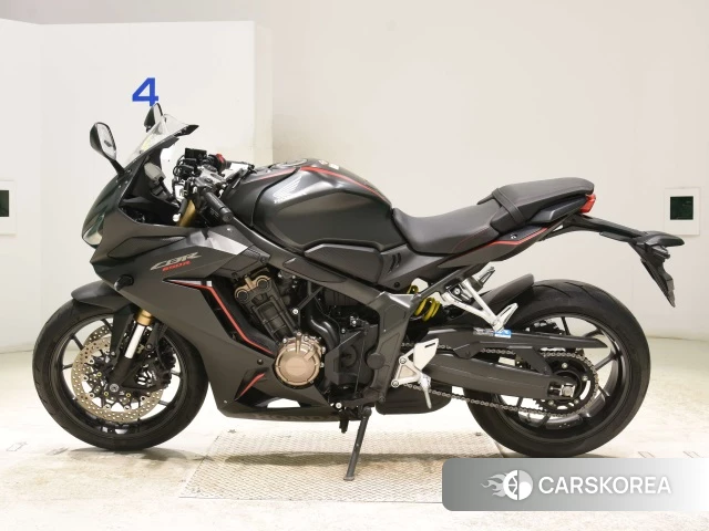 Проданный Honda CBR650R 2019 из Японии