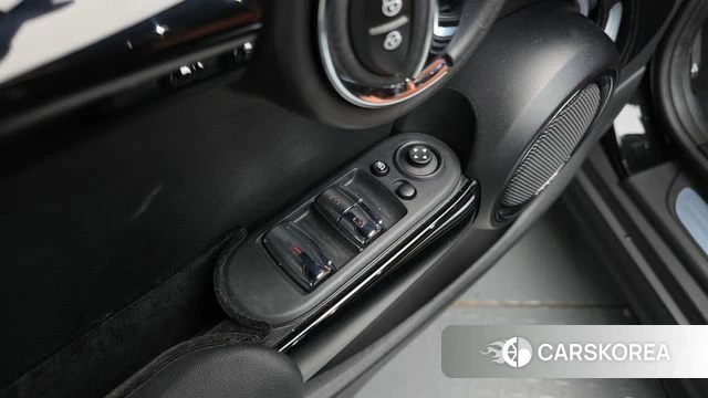 Mini Cooper Convertible id 4783276 из Кореи 21