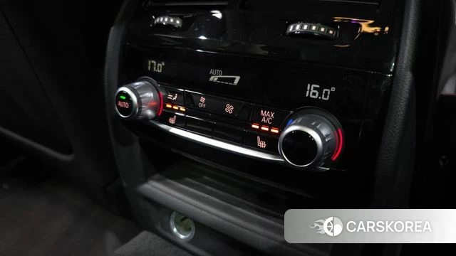 BMW 5 Series (G30) id 4293730 из Кореи 21