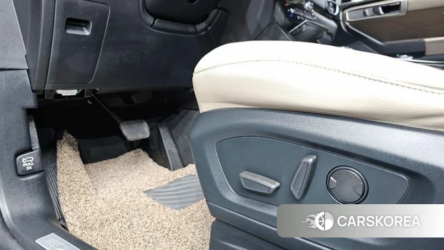 Ford Explorer 6th Generation id 4566678 из Кореи 21