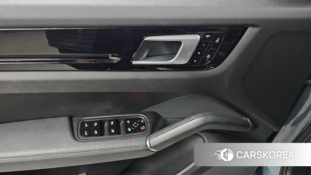 Porsche Cayenne (PO536) id 4203264 из Кореи 21