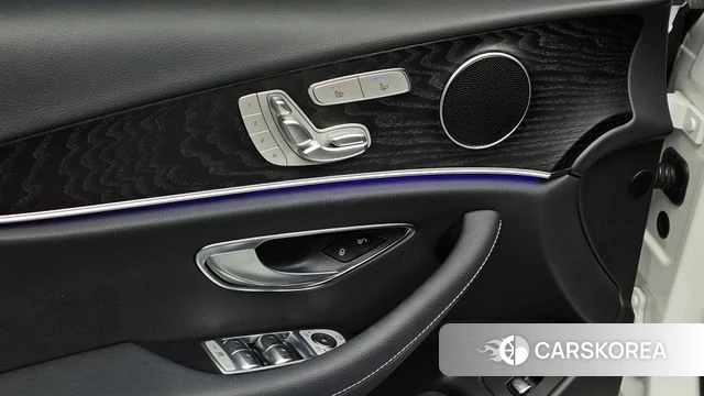 Mercedes-Benz E-Class W213 id 4308559 из Кореи 21
