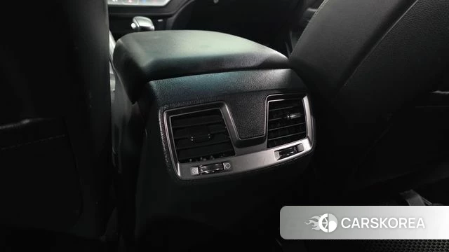 Ssangyong The New Rexton Sports Cannes id 4474999 из Кореи 21