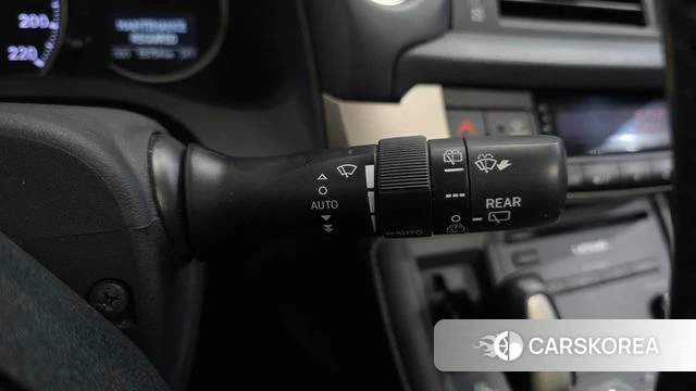 Lexus CT200h id 4371899 из Кореи 21