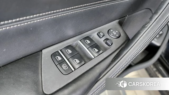 BMW 5 Series (G30) id 4345756 из Кореи 21