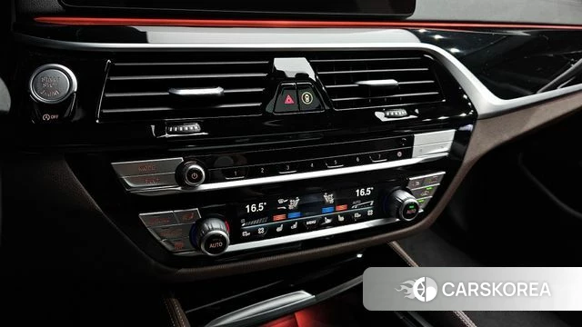 BMW 5 Series (G30) id 4428314 из Кореи 21